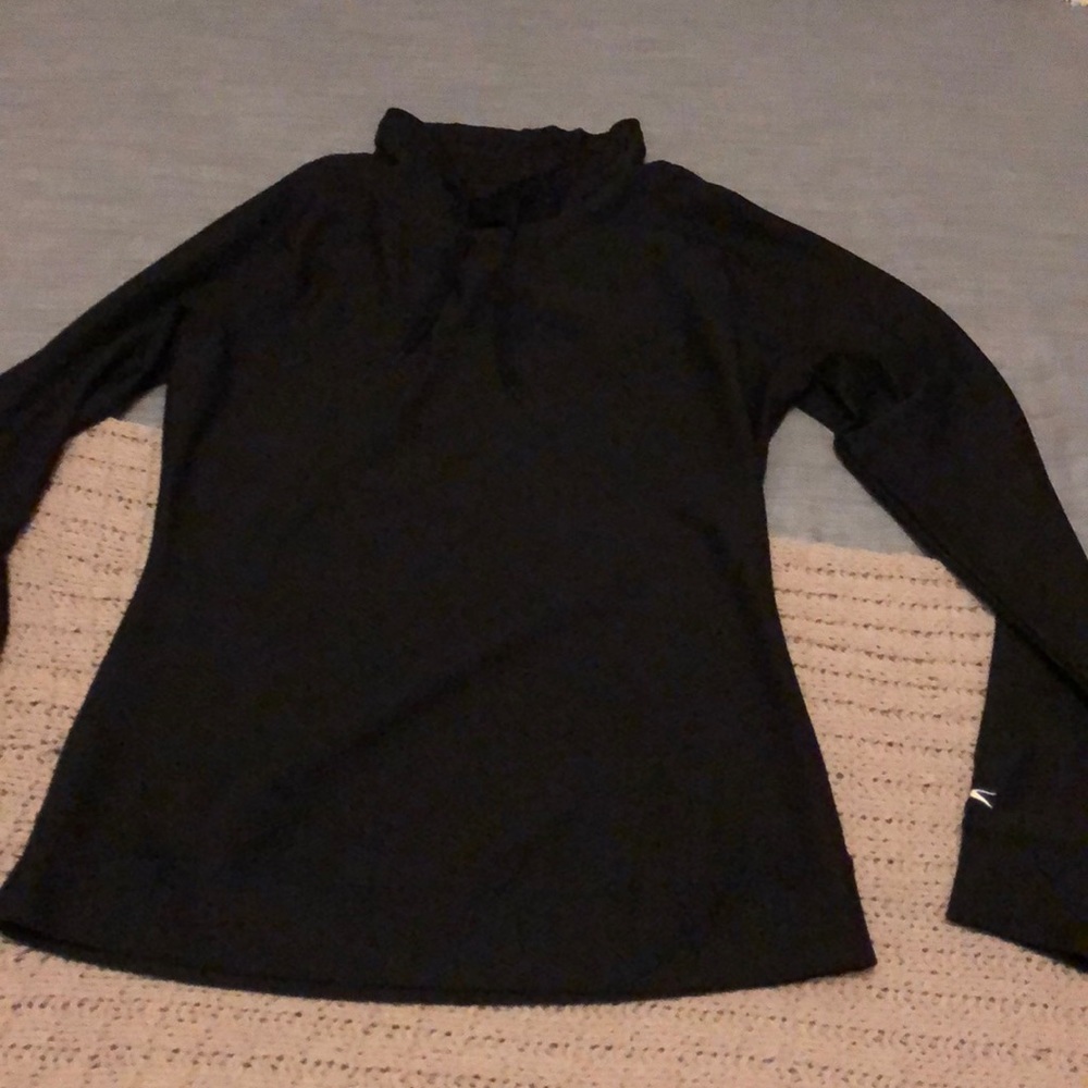 Light weight golf pull over